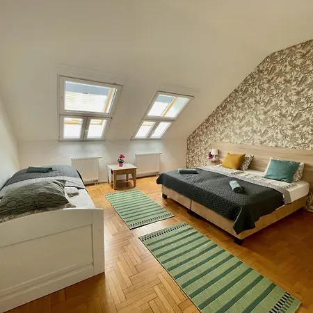 Апартаменты Dob16 Loft I Downtown I Gozsdu *