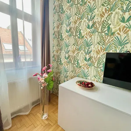 Dob16 Loft I Downtown I Gozsdu Апартаменты Будапешт